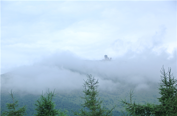 宝光禅寺信众大朝台，觉一大师挥毫赠墨宝