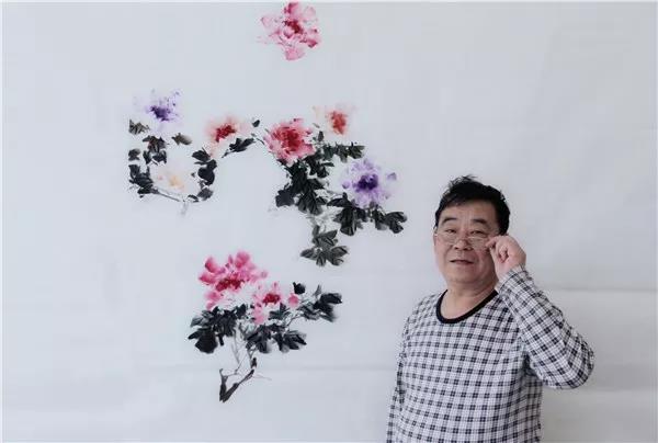 赫永昌先生荣获“当代中国书画分科百家写意牡丹画家”美誉